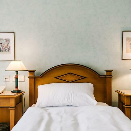 Landhaus Keller - Hotel & Restaurant 말터딩엔 외부 사진